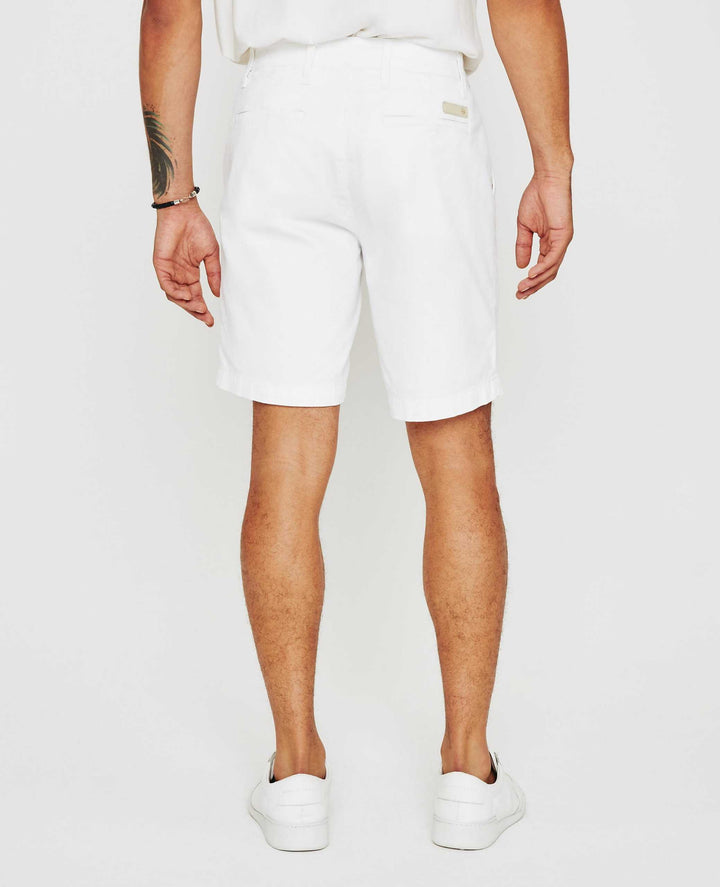 Wanderer short in white