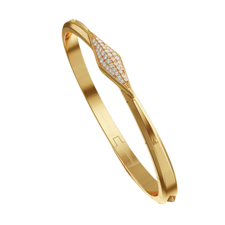 “Points North” 18K Yellow Gold Cuff With Pavé Diamond Clasp