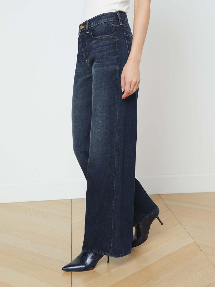 Alicent HR Sneaker Wide Leg Pant