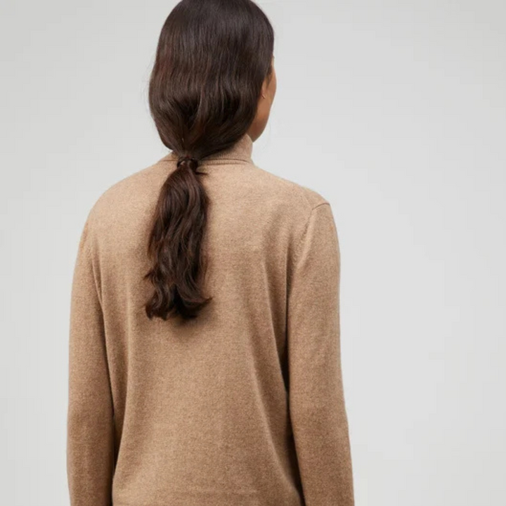 Cashmere Turtleneck Sweater in Cammello Melange