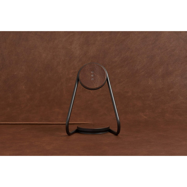 Courant Magnetic Leather Wireless Charger Stand in Saddle