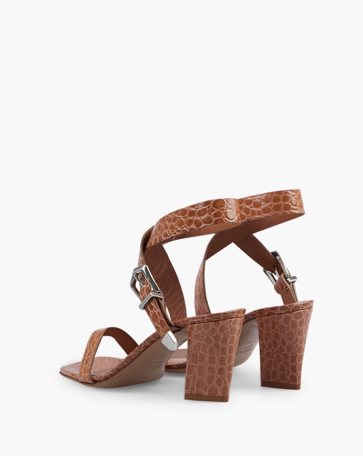 Lauren Sandal