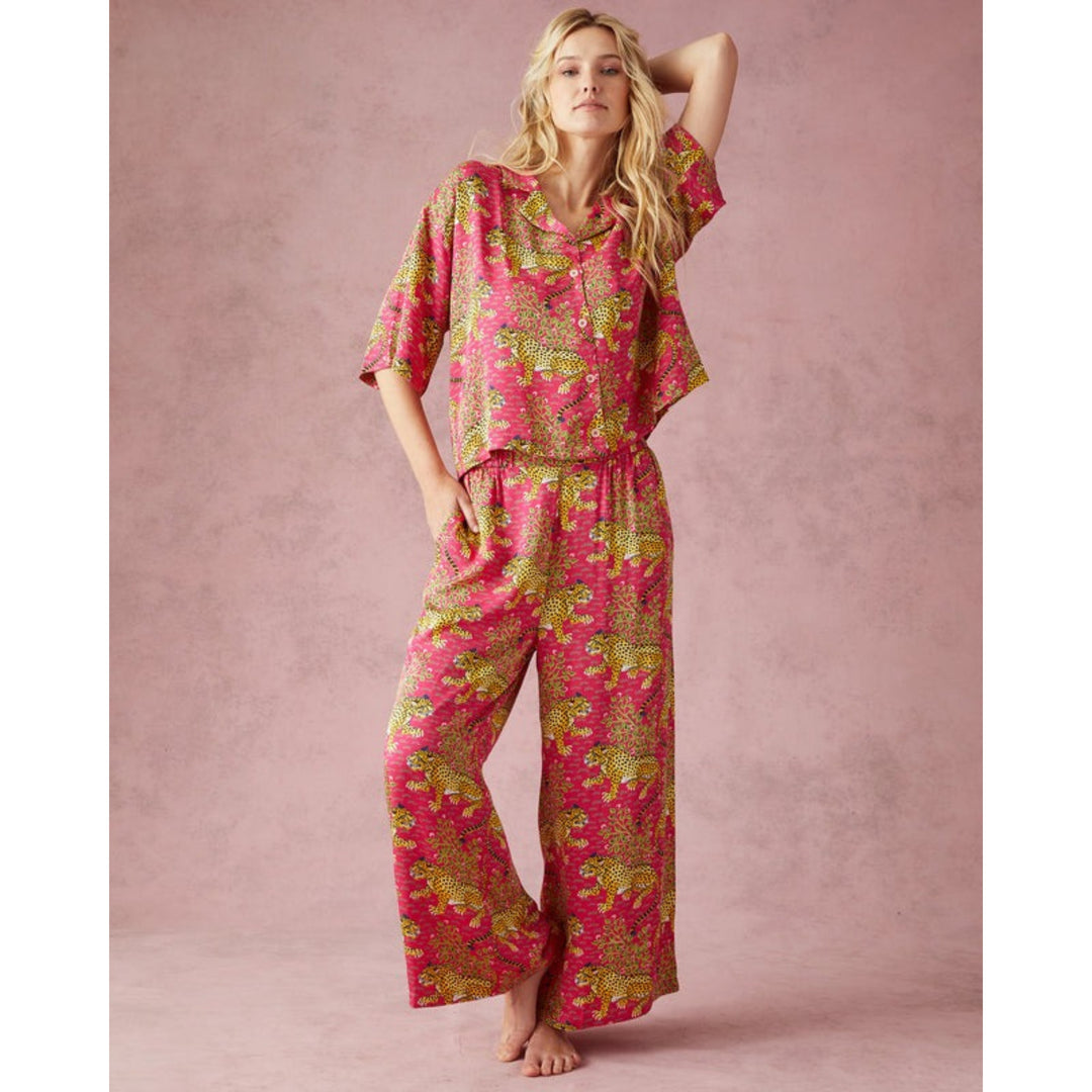 Printfresh Bagheera Satin Pajama Set in Hot Pink