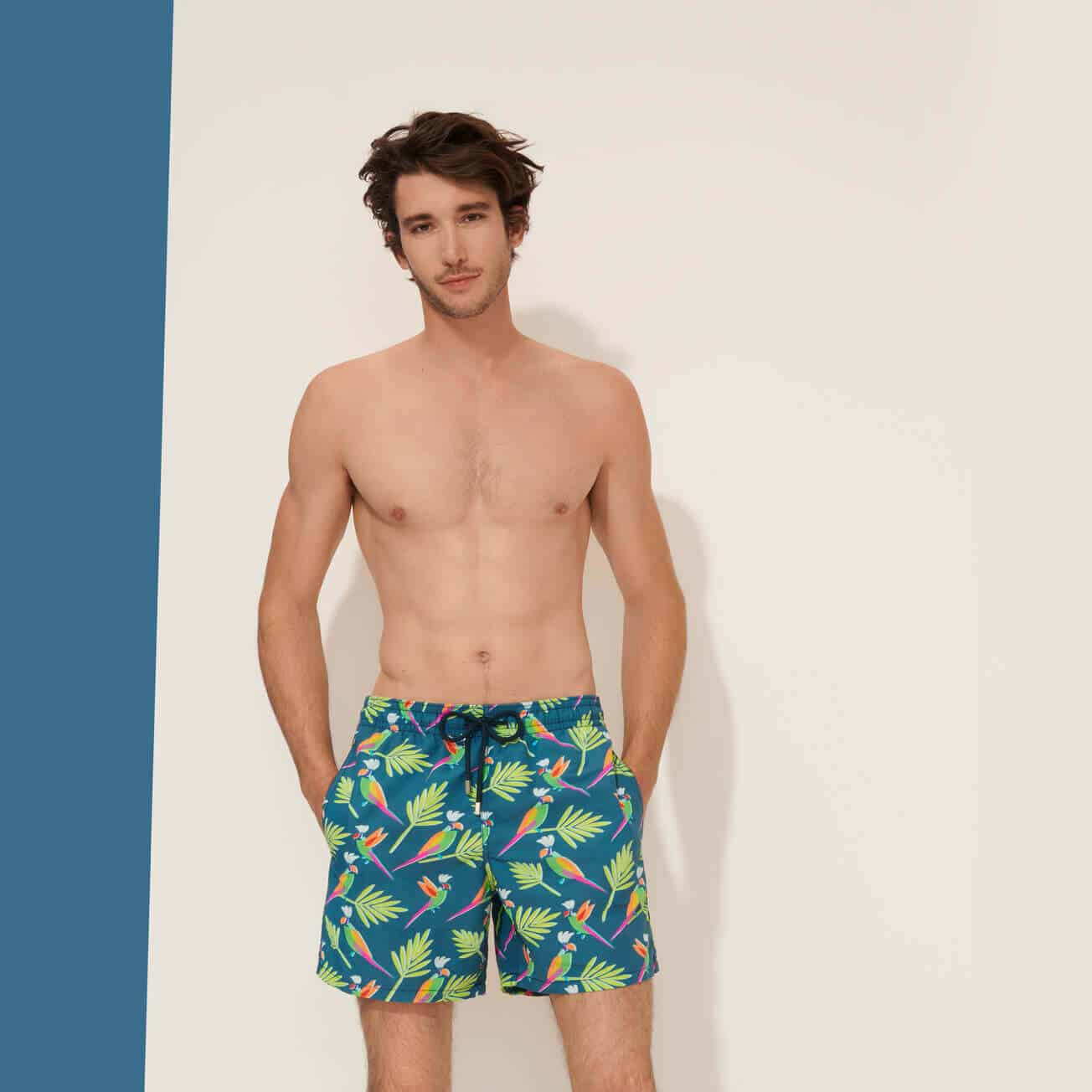 COVASA Cute Watercolor Feather Plumes Loose Young Men Swimming Trunks Short,