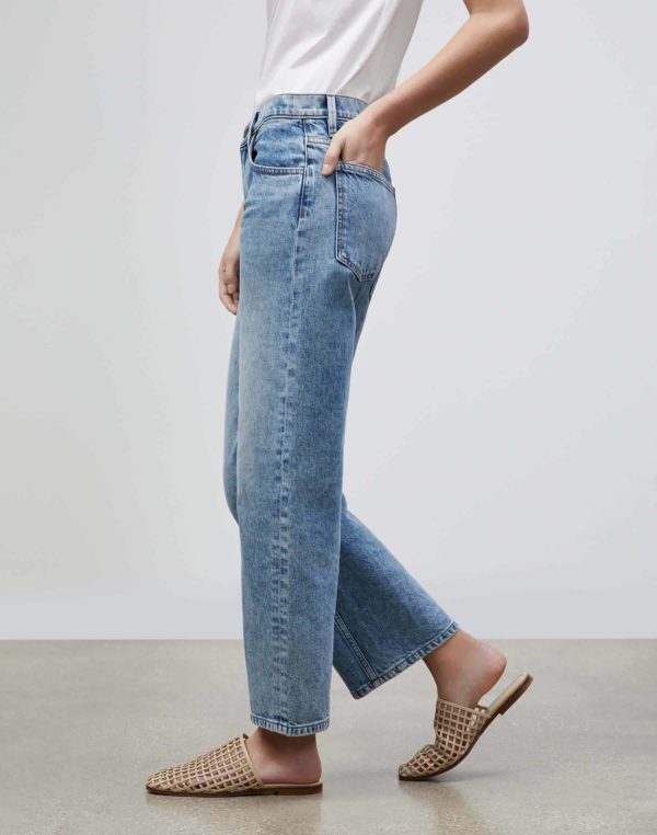 Mid-Rise Bedford Jean