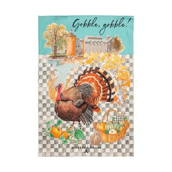 Fun and functional, this printed dish towel, featuring a turkey and our Aurora farm, plus our distinctive logo, brings autumn into the kitchen.