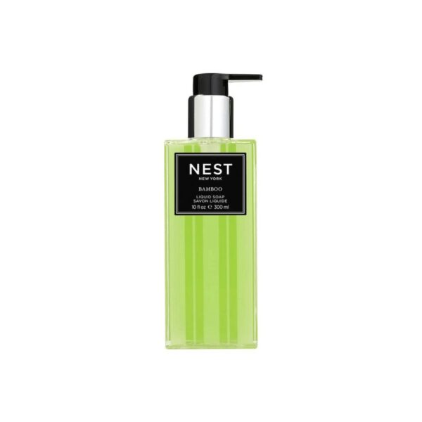 Create the aroma of a welcoming garden with this bestselling fragrance, Bamboo. This Liquid Soap features the iconic scent’s blend of white florals with an abundance of lush green notes and hints of sparkling citrus. Approximate pumps per bottle: 300. 10 fl.oz | 300 ml. Infused with natural plant extracts and antioxidants, this liquid soap cleanses and nourishes the skin while leaving behind an exquisite scent.