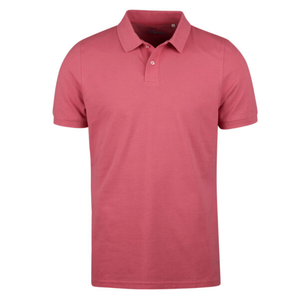 This polo shirt is made of cotton and is detailed with mother och pearl buttons and a classic collar. Pique. Short Sleeves. Mother of Pearl Buttons.